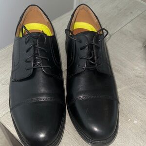 FLORSHEIM Midtown Cap Toe sz 11D